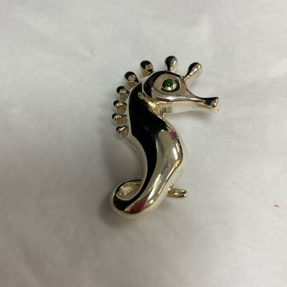 Angela Cummings Sterling silver sea horse pin